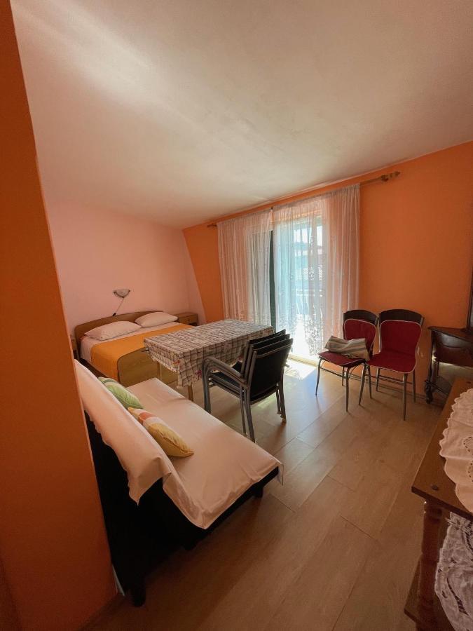 Apartmani Anka I Antonio Drage Exterior photo