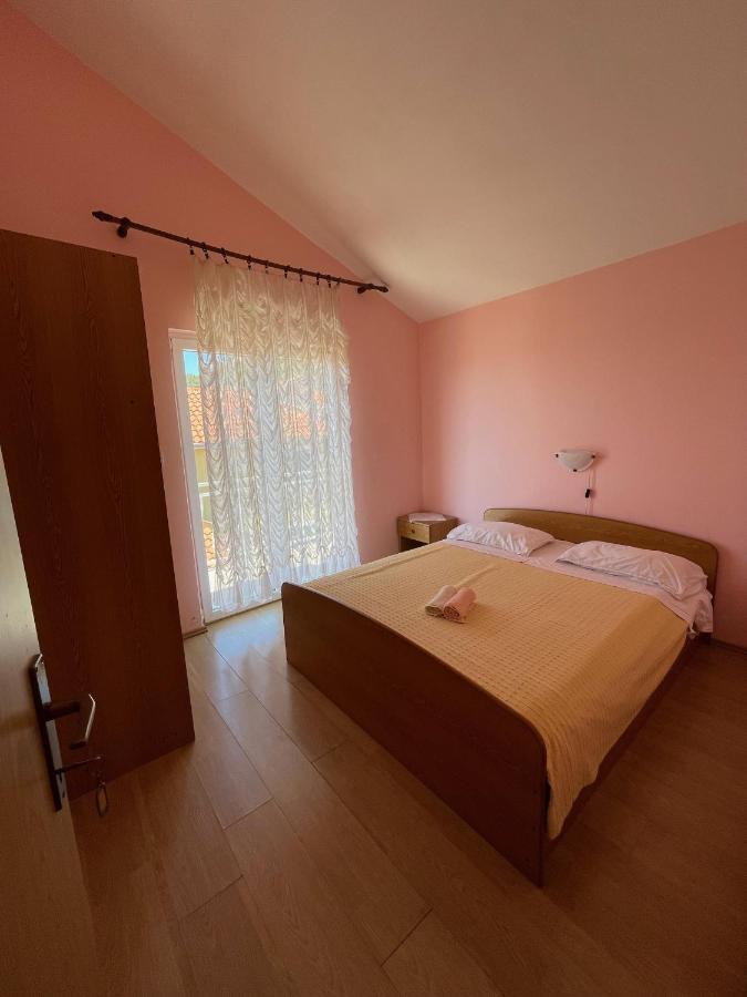 Apartmani Anka I Antonio Drage Exterior photo